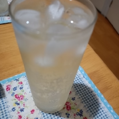 さっぱりとしてすごく飲みやすかったです♡また作ります(*^^*)